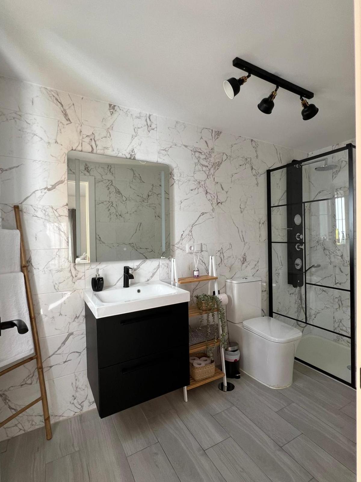 Apartamentos Turisticos A.Parra 헤레스 외부 사진