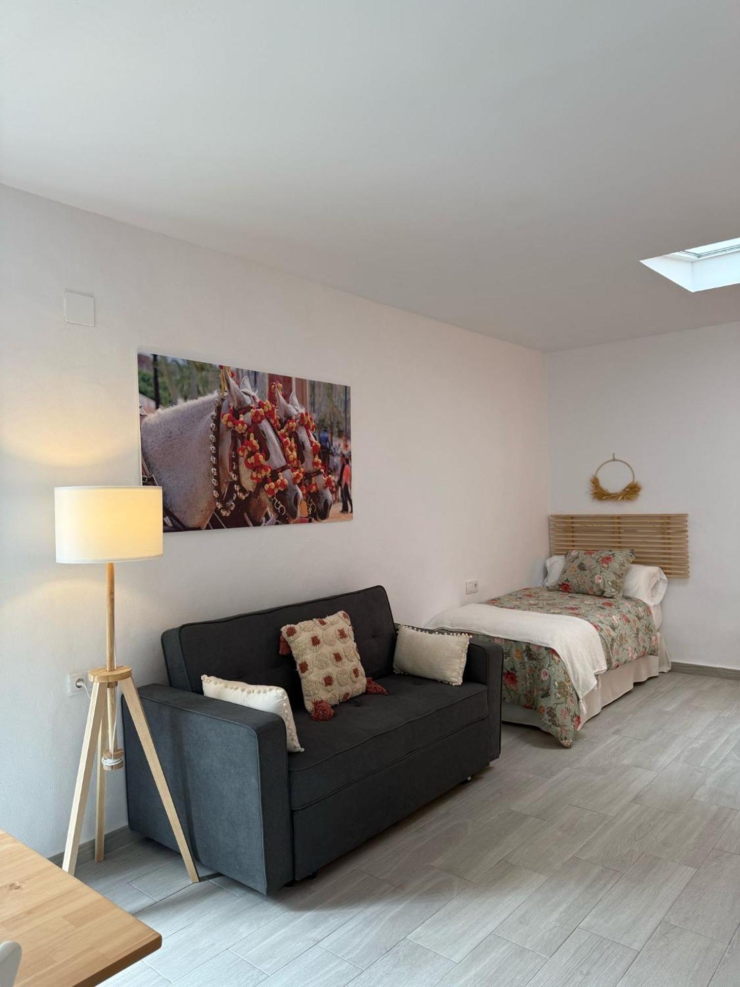 Apartamentos Turisticos A.Parra 헤레스 외부 사진