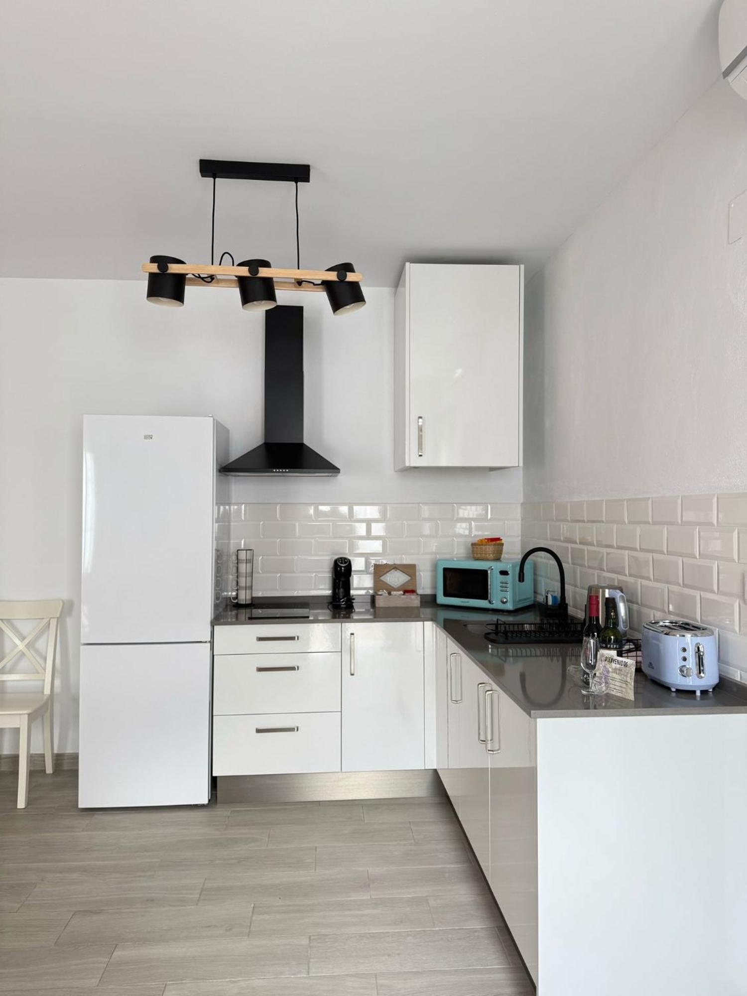 Apartamentos Turisticos A.Parra 헤레스 외부 사진